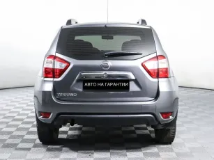 Nissan  4