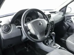 Nissan  6