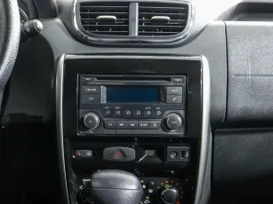 Nissan  8