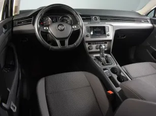 Volkswagen  6