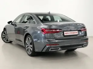 Audi  5