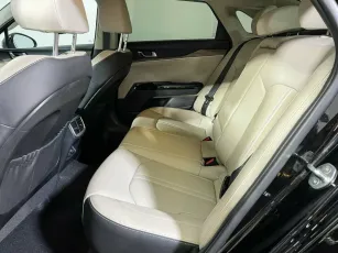 Kia  14
