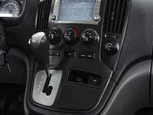 Hyundai  13