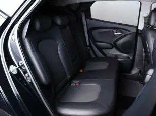 Hyundai  12