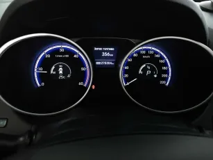 Hyundai  9