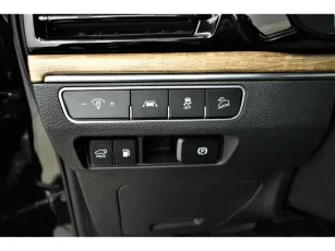 Kia  9