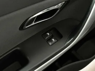 Kia  10