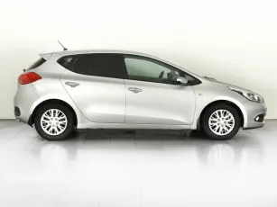 Kia  4