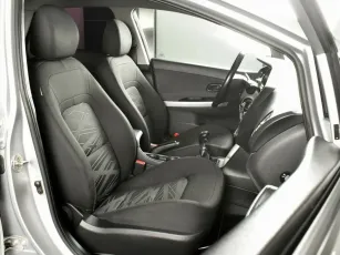 Kia  7