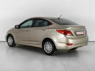 Hyundai  3