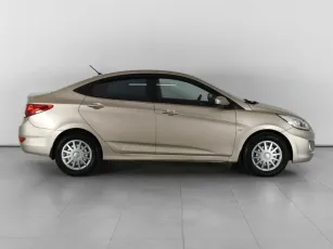Hyundai  4