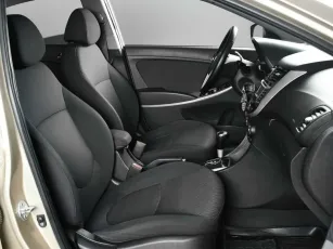 Hyundai  7