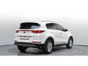 Kia  3