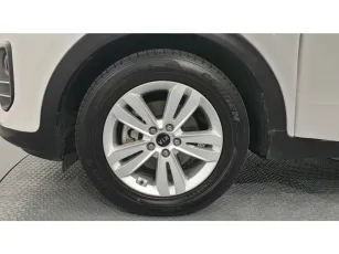 Kia  4