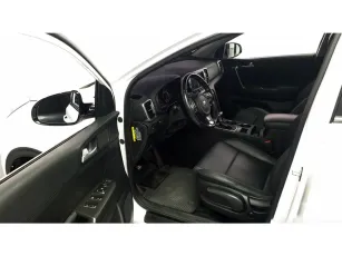 Kia  9