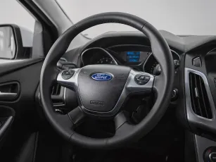 Ford  10