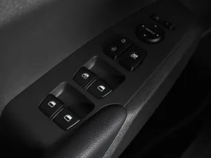 Hyundai  9