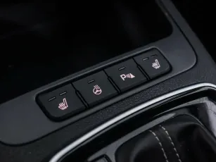Kia  14