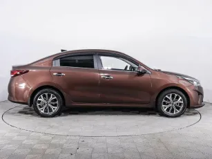 Kia  4