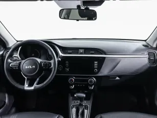 Kia  8