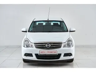 Nissan  2