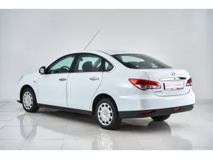 Nissan  6