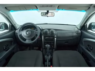Nissan  8