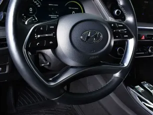 Hyundai  10