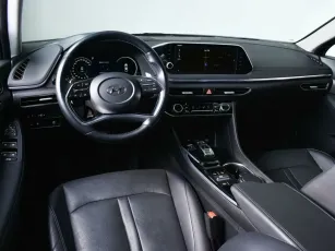 Hyundai  6