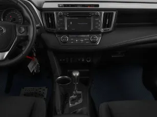 Toyota  13