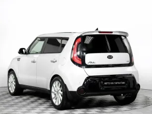 Kia  3