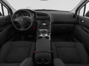 Peugeot  8