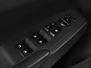 Hyundai  10