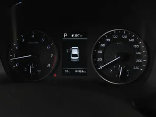 Hyundai  9