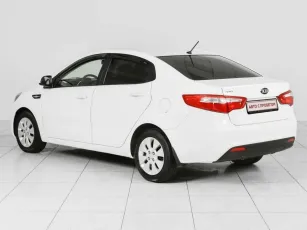 Kia  3