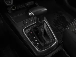 Kia  16