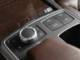 Mercedes-Benz  16