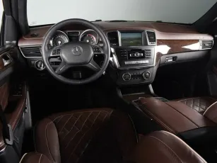 Mercedes-Benz  6