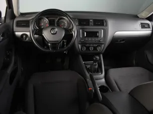Volkswagen  6