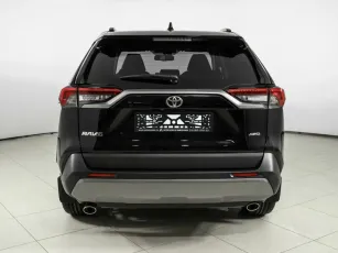 Toyota  5