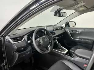 Toyota  9