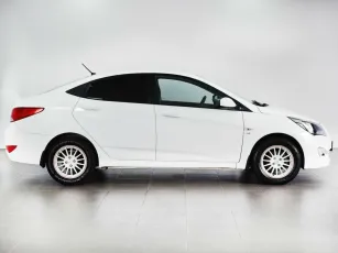 Hyundai  4