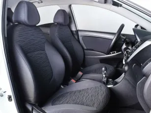 Hyundai  7