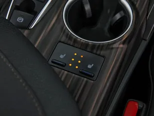 Toyota  16