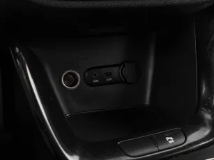 Kia  16