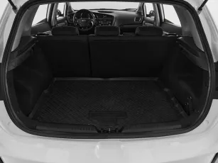 Kia  19