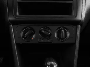 Volkswagen  16
