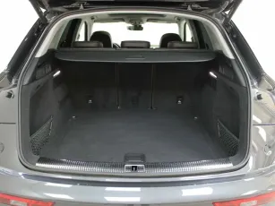Audi  6