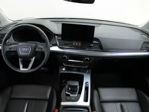 Audi  9