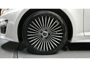 Kia  4